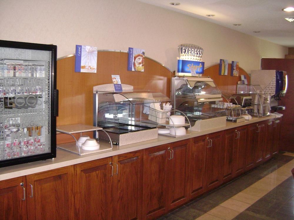 Holiday Inn Express Wilson I-95 By Ihg المظهر الخارجي الصورة